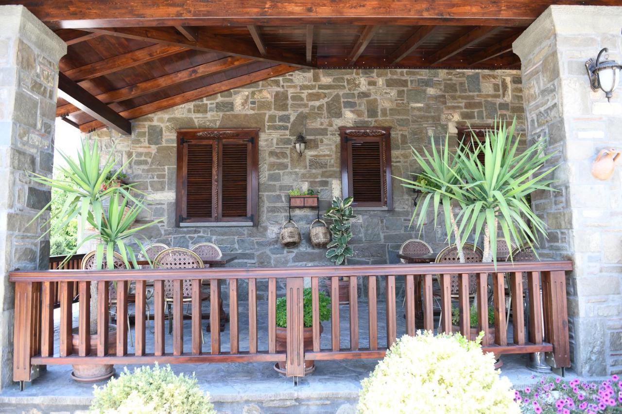 Hotel Kaceli Berati Exterior foto