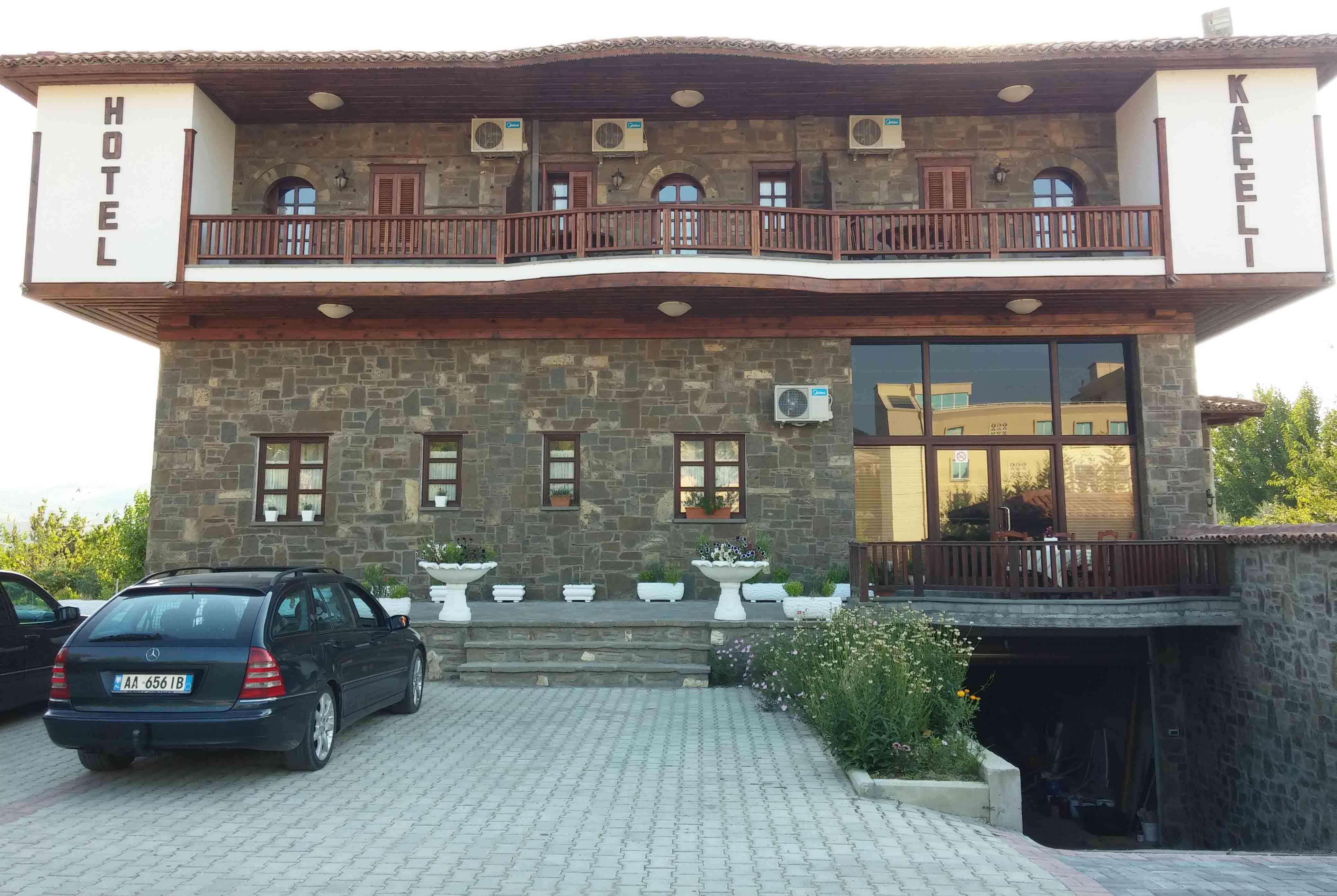 Hotel Kaceli Berati Exterior foto