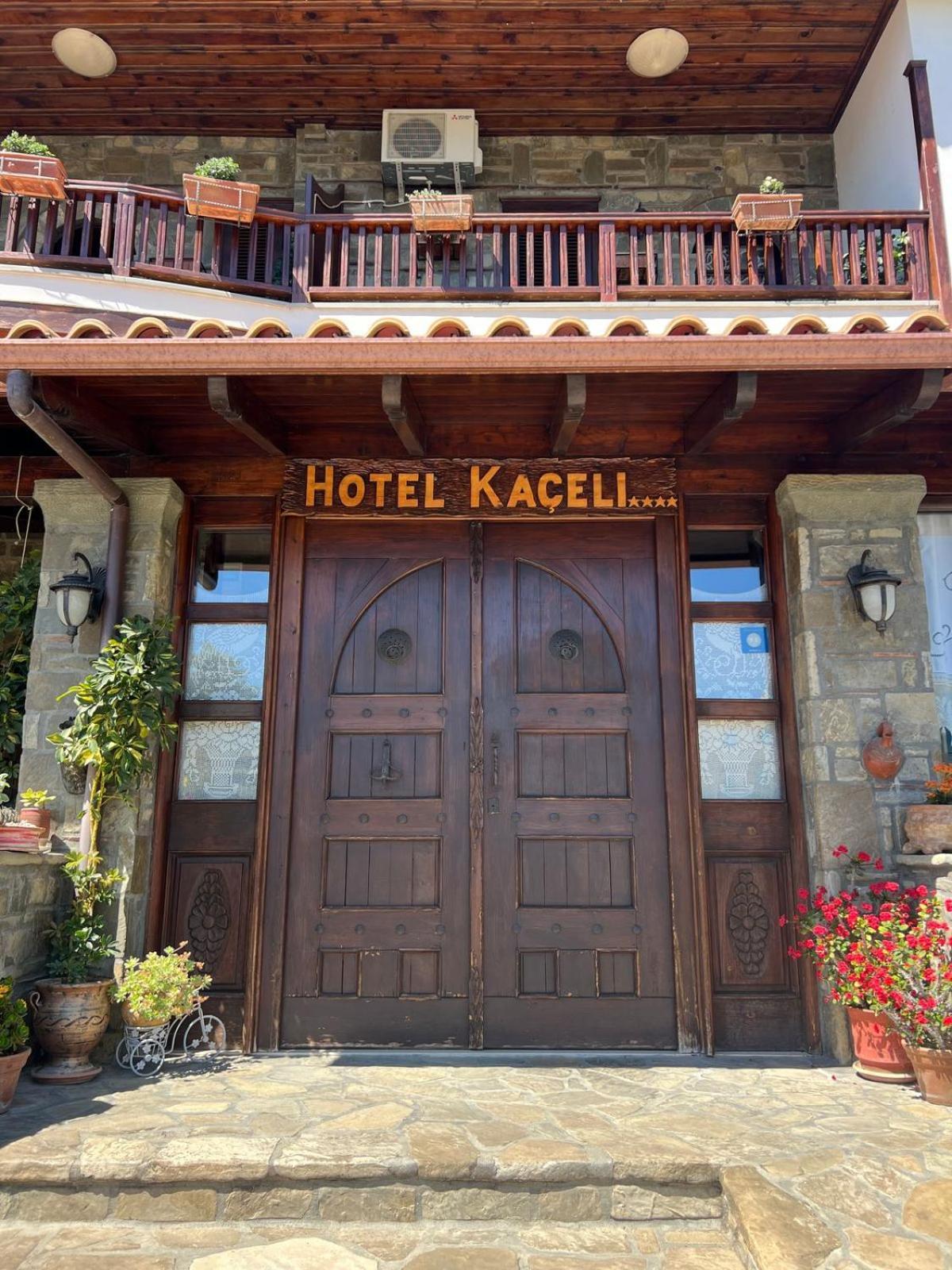 Hotel Kaceli Berati Exterior foto