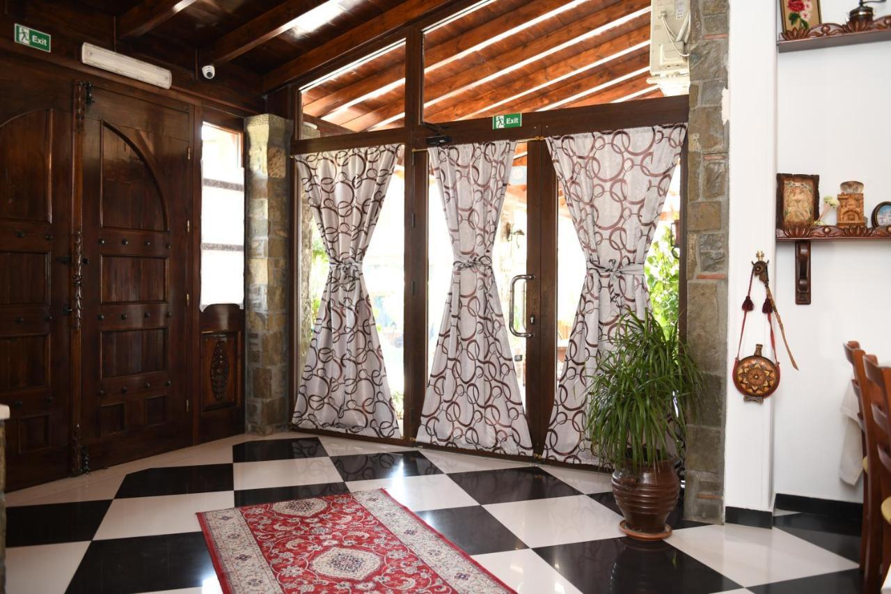 Hotel Kaceli Berati Exterior foto