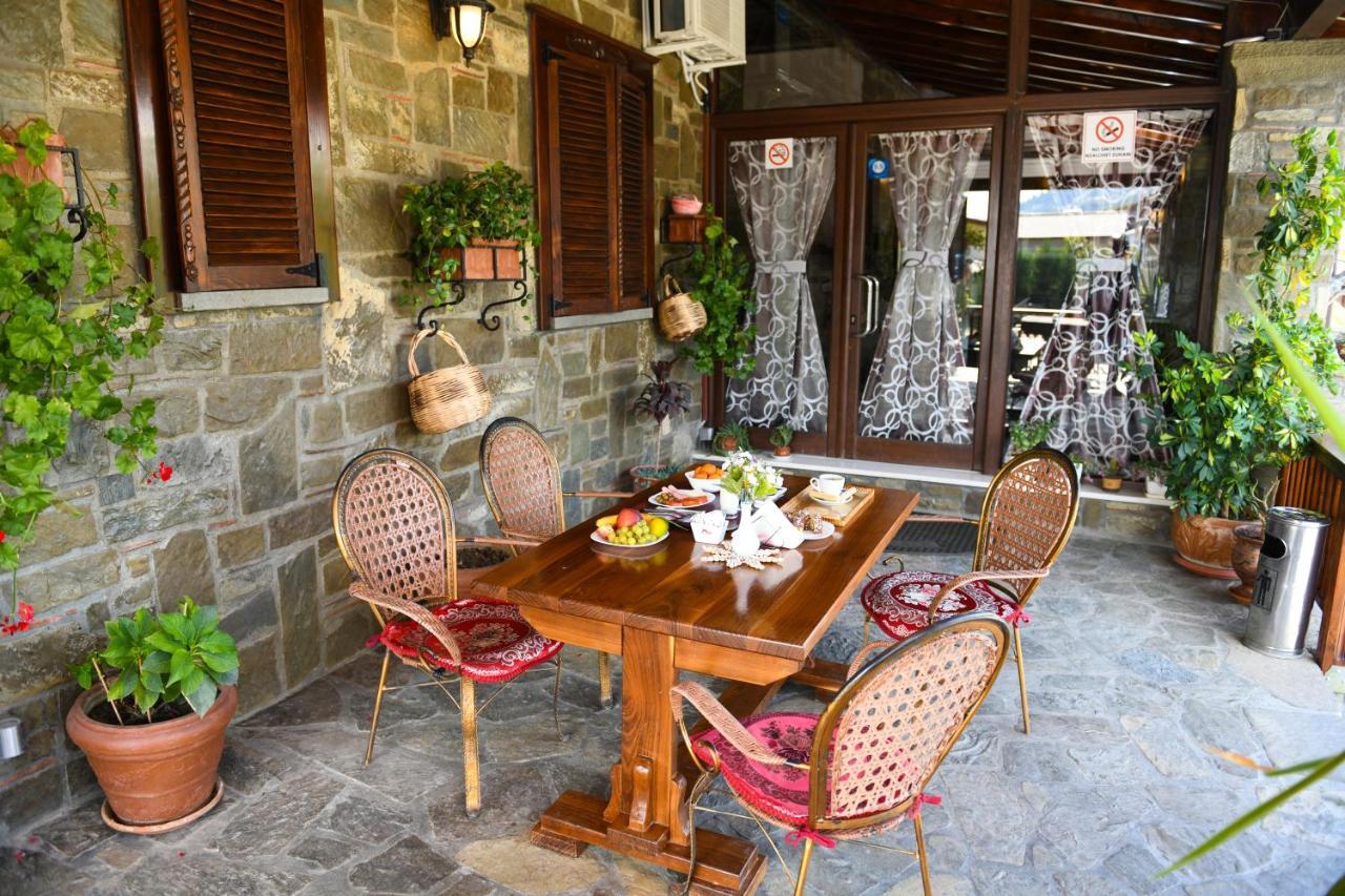 Hotel Kaceli Berati Exterior foto